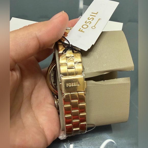 FOSSIL Brynn Multifunction Gold-Tone Stainless Steel Watch - Picture 3 of 13